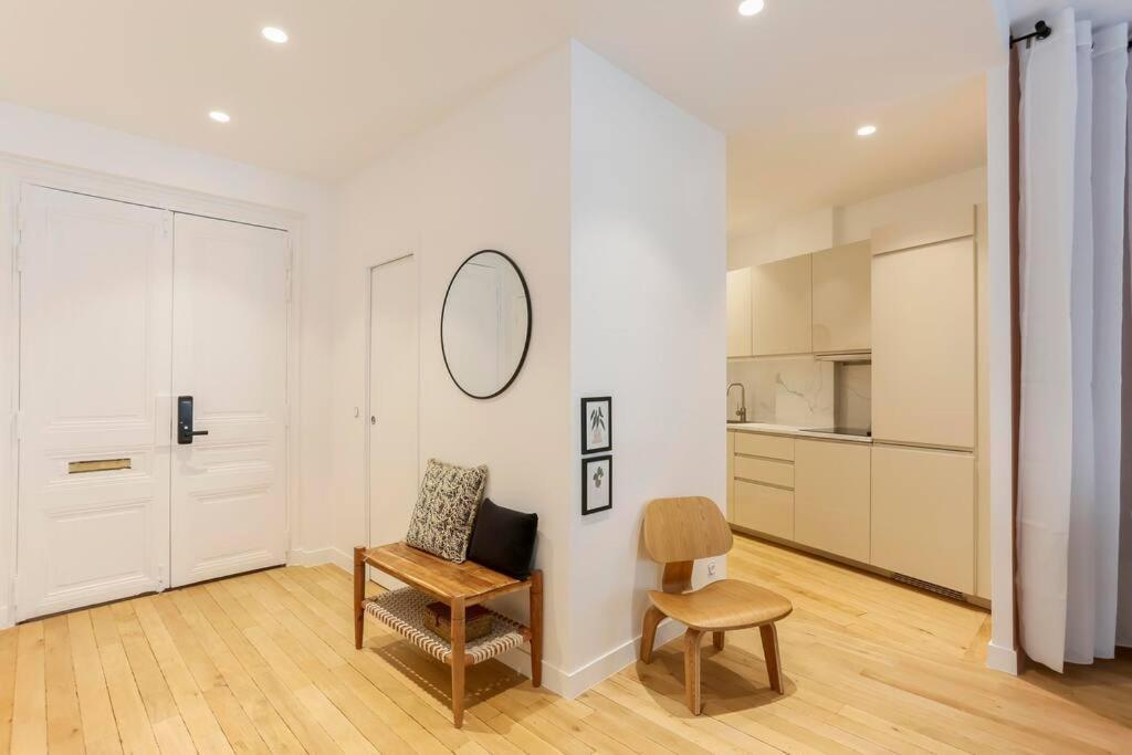 Modern 2 Bedrooms Near Louvre 파리 외부 사진